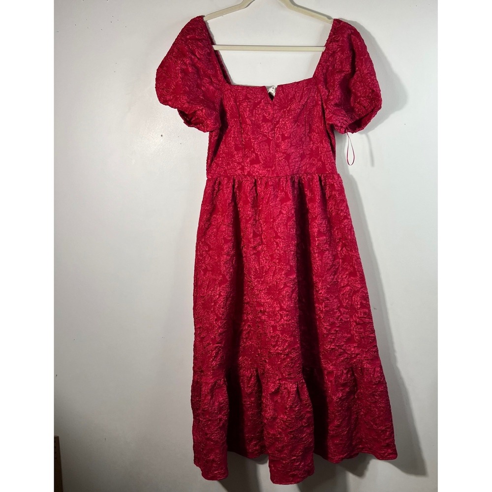 In February Floral Jacquard Square Neck Midi Dress Puff Sleeve Burgundy‎ M NWT